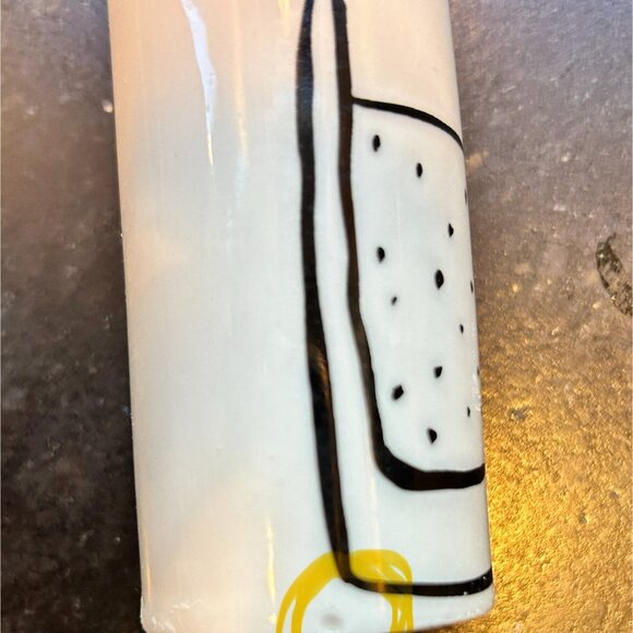 Kate Spade Daisy Place by Lenox Salt & Pepper Shakers - Picture 6 of 7